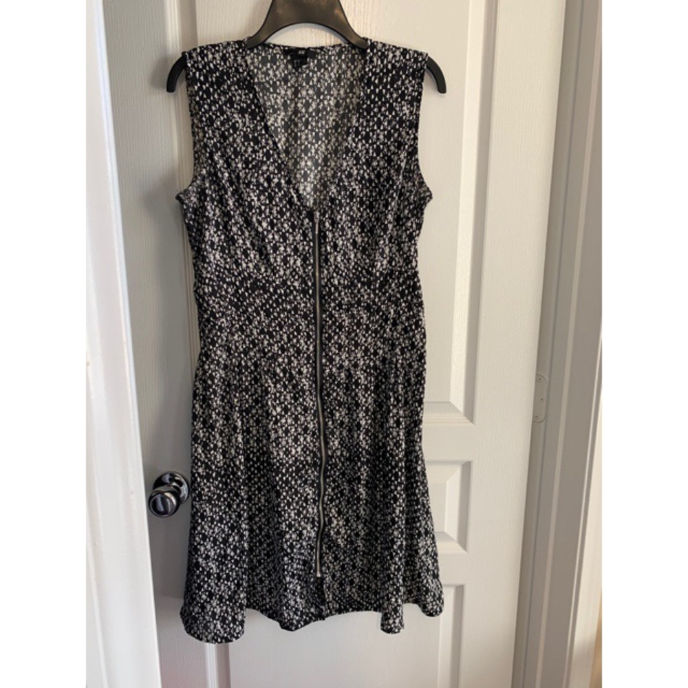 Triangle printed dress